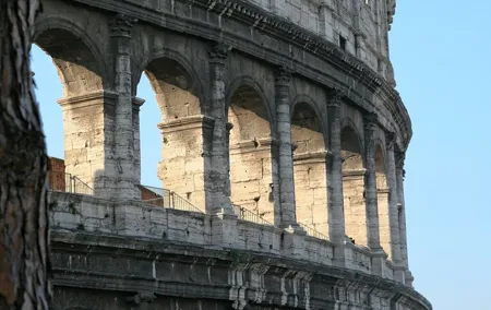 Colosseum Arena Floor, Palatine Hill and Roman Forum Guided Tour