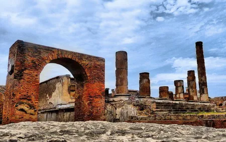 RomeAirport Transfer & PompeiiTour to Sorrento/Positano Viceversa