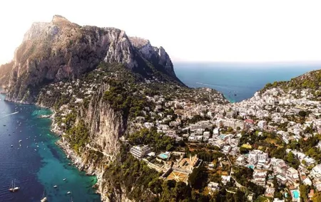 Capri Luxury Private Boat Tour: Day Trip from Rome by Train