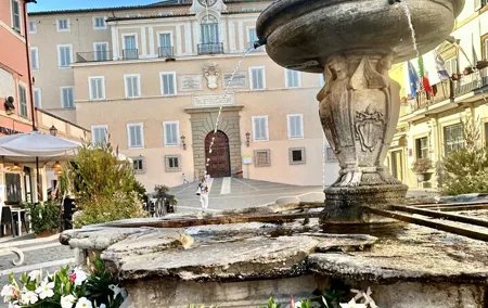 Private Tour Castel Gandolfo, Frascati with Wine Tasting