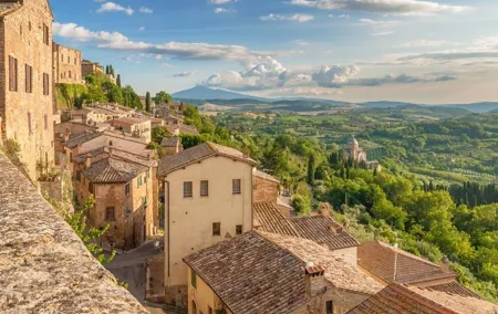 Montepulciano & Montalcino tour from Rome