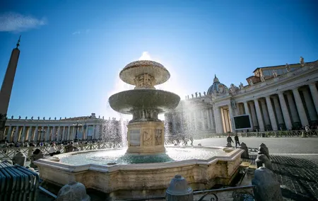 Skip-the-line Tour of the Vatican Sistine Chapel St Peter Basilica & Popes Tombs