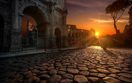 Exclusive Private Colosseum Tour with Roman Forum and Palatine