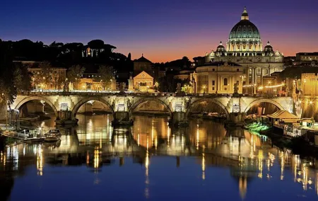 Rome by Night Private Walking Tour With Dinner