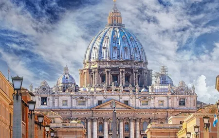 St. Peter's Basilica and Underground Papal Tombs Guided Tour