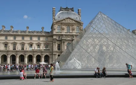 Paris Private Walking Tour with a Local Guide