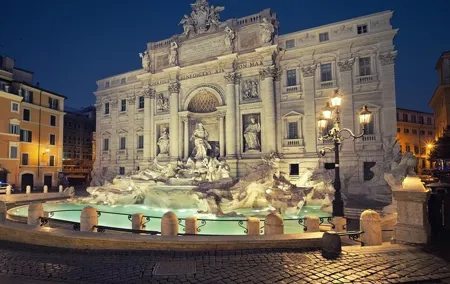 Private Stroll of the Artists in Rome: Best Squares & Fountains Tour