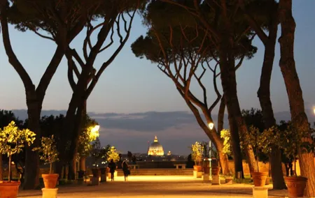 From the sunset to the night private tour in Rome