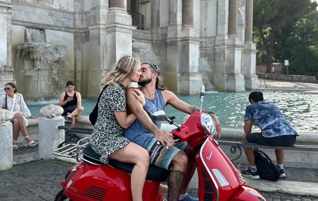 Vespa experience guided by us & Photo shoot
