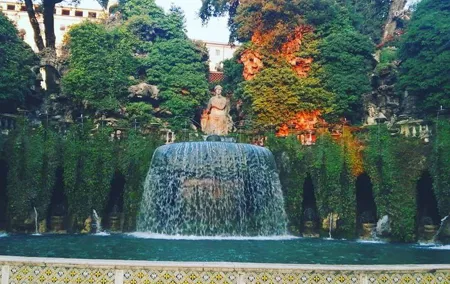 Tour of Villa d'Este and Villa Adriana from Rome and back