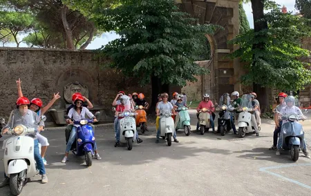 Vespa Tour in Rome Driven by Us with Optional Pick Up