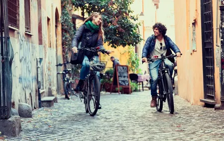 Electric Bike Tour of City Centre with Gelato Highlights of Rome