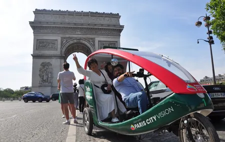 The Best of Paris in Private Rickshaw bike