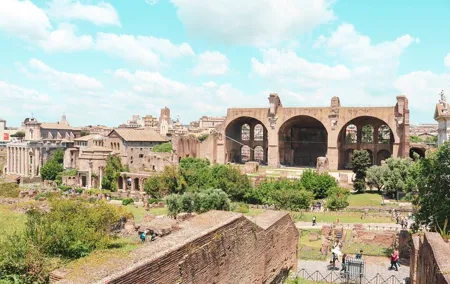 Domus Tiberiana and Ancient Rome Exclusive Guided Tour
