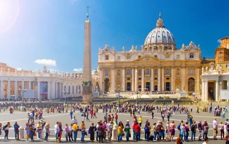 Unlock the Vatican: Guided Tour of Museums & Sistine Chapel