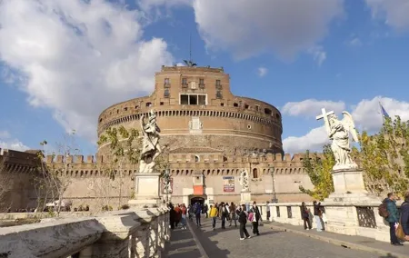 Rome: Visit Castel Sant'Angelo and the Corridor of the Popes