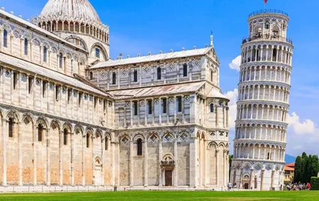 DA Roma to Florence and Pisa: Accademia and Santa Croce small group