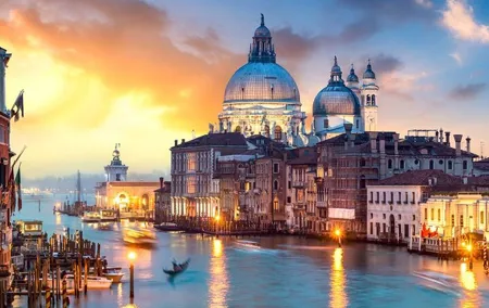 Venice Experience by Train from Rome