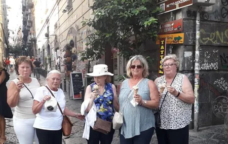 Pompeii SkipTheLine and Naples Private FullDay from Rome
