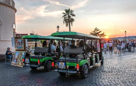 Rome City Highlights Sightseeing Tour by Golf Cart