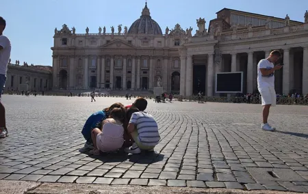 Vatican St Peter Basilica Treasure Hunt for Kids and Families