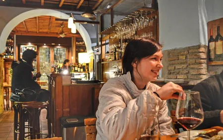 Wine Tasting, Food & Sightseeing Tour in Rome with local guide