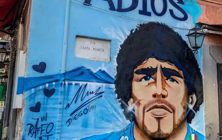 Diego Armando Maradona Guided Walking Tour of Naples from Rome