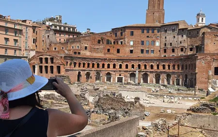Trajan's Markets Column and Leaning Tower Private Guided Tour