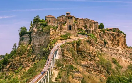 Rome to Medieval Marvels: Tour of Orvieto & Civita di Bagnoregio