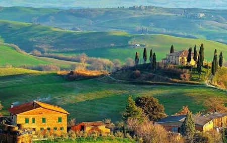 Small-Group Wine Tasting Experience in the Tuscan Countryside