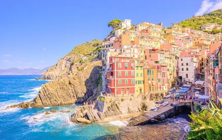 Scent of the Sea: Cinque Terre Park Full Day Trip from Florence