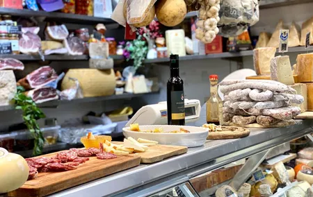 Tasty Florence Street Food with Guided Walking of the City