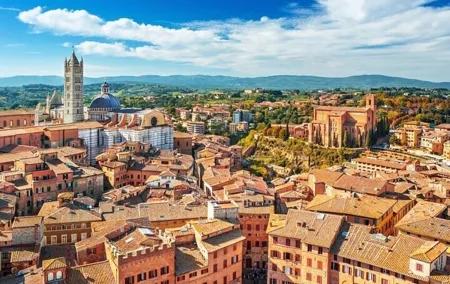 Florence: Day Trip with Free Time in San Gimignano and Siena