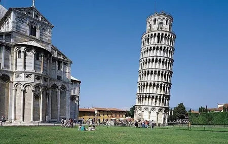 Exclusive Pisa Tour from Florence: With Skip-the-Line Access