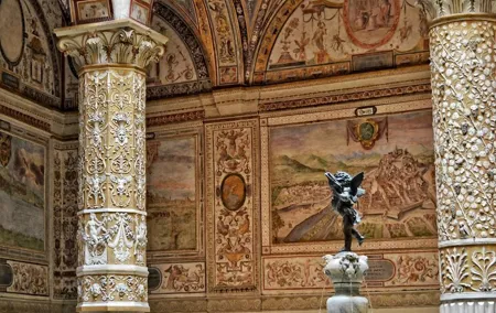 Florence: Palazzo Veccio Skip the-Line-Entry Ticket with Host