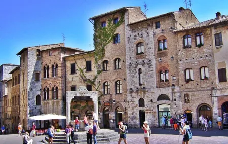 Florence: Siena & San Gimignano with Dinner in a Boutique Winery