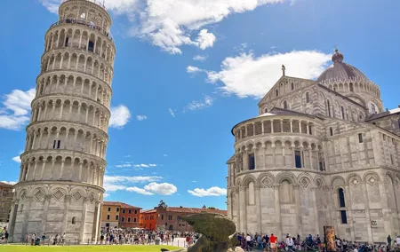 Full-Day Private Pisa and Lucca Tour with optional Leaning Tower