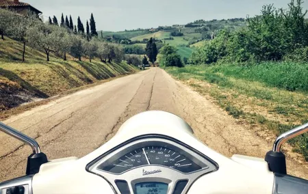 Tuscany Sunset Vespa Tour