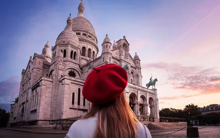 Montmartre Sunrise Tour Before the Crowds