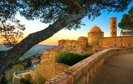 Private San Gimignano and Volterra