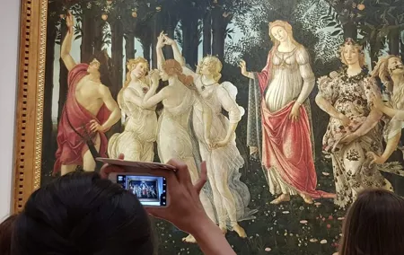 Florence: Uffizi Highlights, In-Depth Masterclass or Private Tour