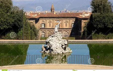 Pitti Palace, Boboli and Bardini gardens Tour with a local Guide