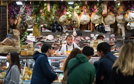 Market Food Tour in Florence + 4 courses lunch Cooking Class