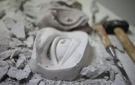 Sculpt like Michelangelo