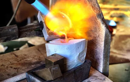Create your original cuttlefish bone cast jewelry.
