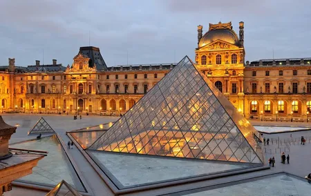 Louvre Museum with Audio Guide Tour