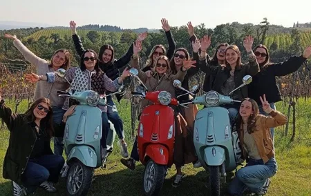 Tuscany Vespa Tour with Lunch and Wine Tasting in Chianti Area