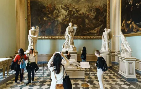 Florence: Uffizi Gallery Skip-the-line Entry Ticket with Audio