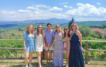 VIP Brunello Montalcino, Montepulciano & Val d'Orcia with Lunch