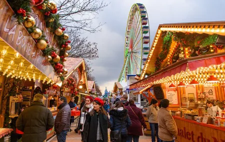Paris Christmas Market Tour Notre Dame and Festive Food Tasting